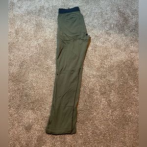 Seawall track pant lululemon size medium